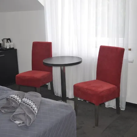 Karpacz, Dieta Bezglutenowa Z Certyfikatem, Masaz, Urody Alter Ego , Centrum 900 M 3*