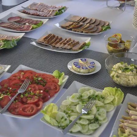 Karpacz, Do Centrum 900 M, Dostepna Dieta Bezglutenowa Z Certyfikatem, Celiakia 住宿加早餐酒店 3*